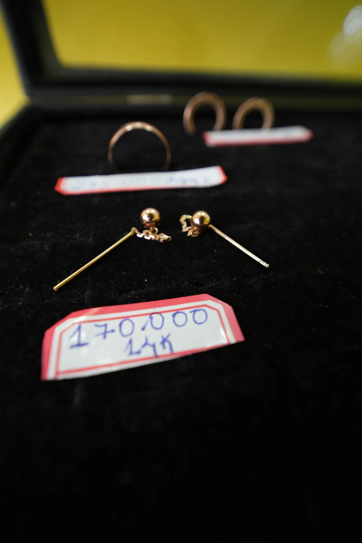 Brincos de bola em ouro 14 quilates